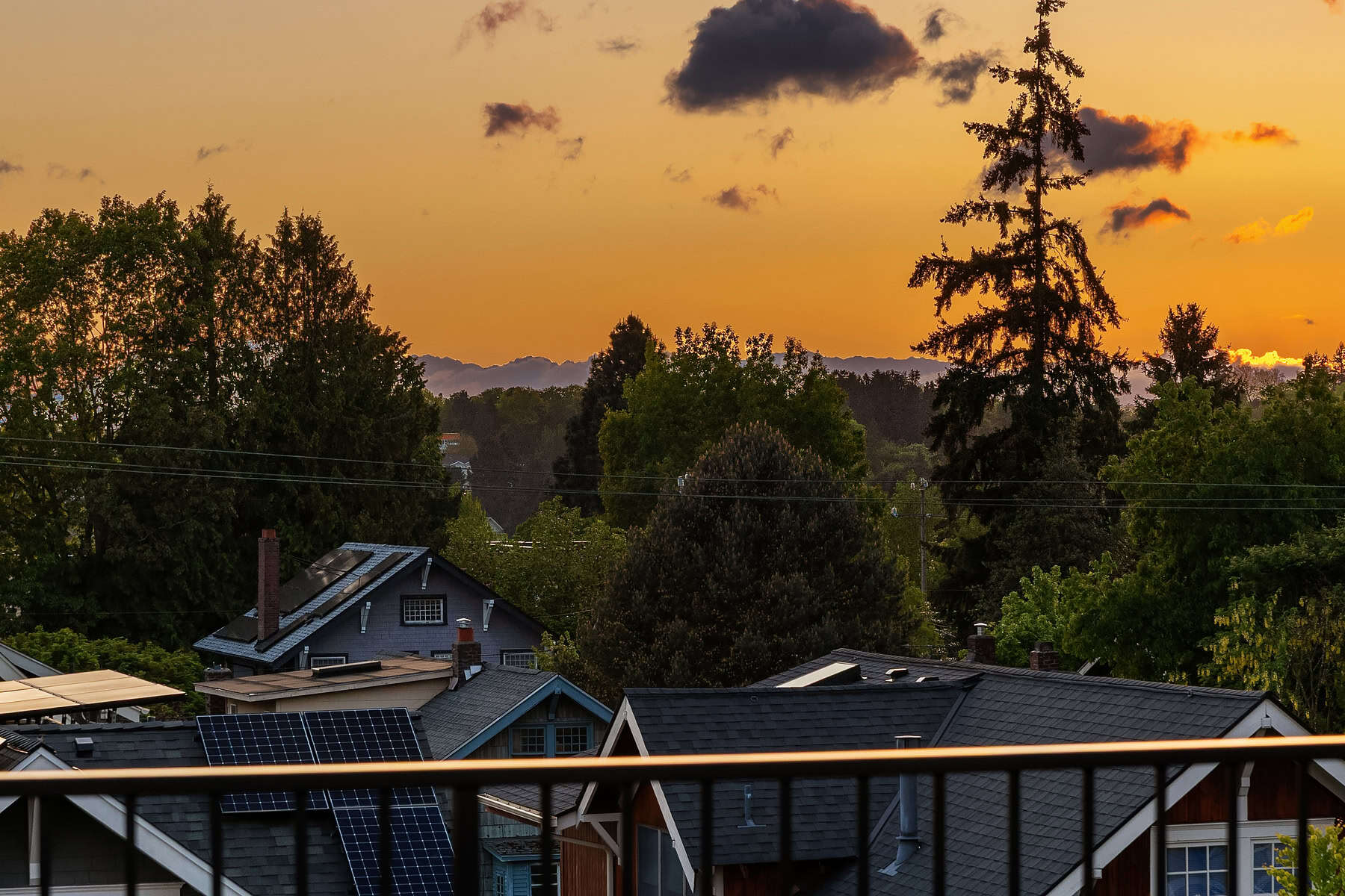 Phinney Ridge neighborhood — Neighborhood Guide by Elev8 Realty Group