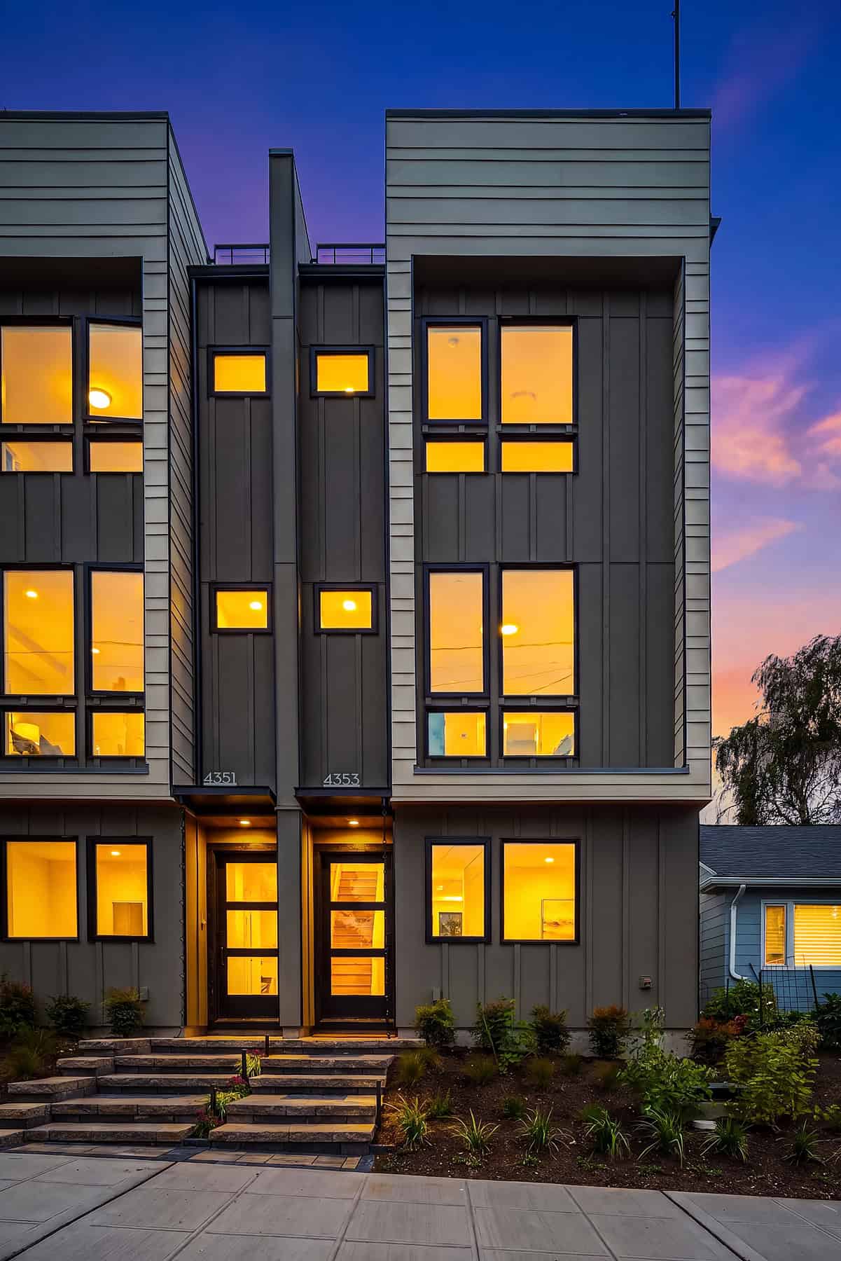 SW Willow St West Seattle Townhome Photo 2