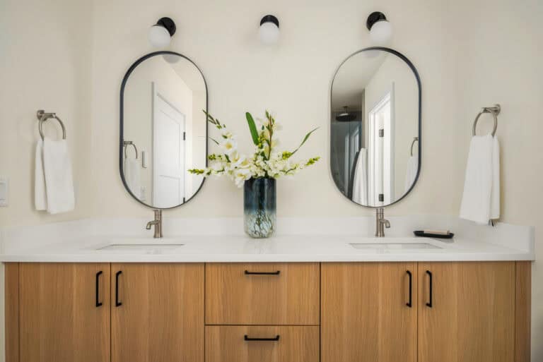 3821 36th Ave SW Unit B primary bath dual vanities, new construction by Upper Left Living in West Seattle